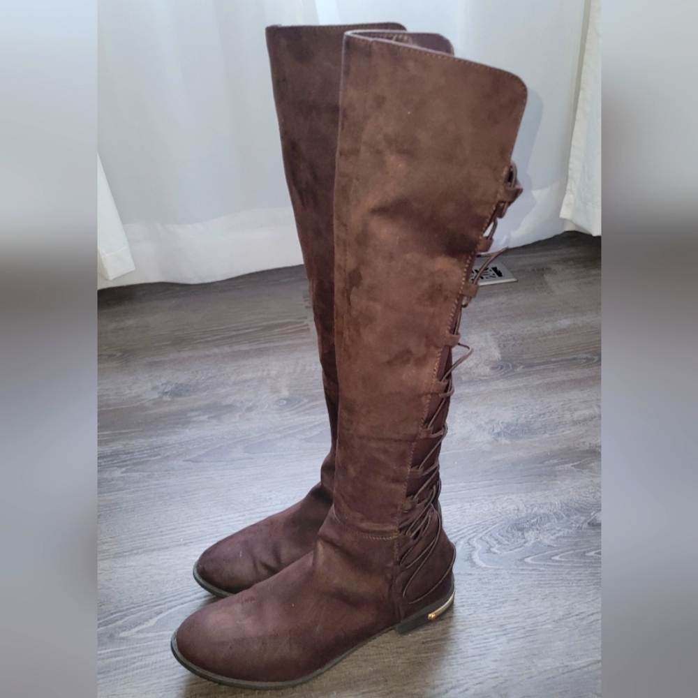 Lace boots
